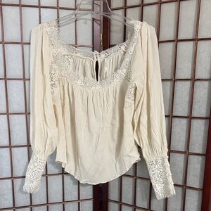 Elegant Cream Lace Trim Blouse PTP 20.5 inches